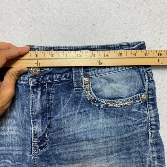Miss Me Mid-Rise Easy Short Size 32 Blue Denim Embellished Distressed EB447EFH5 - Picture 5 of 8
